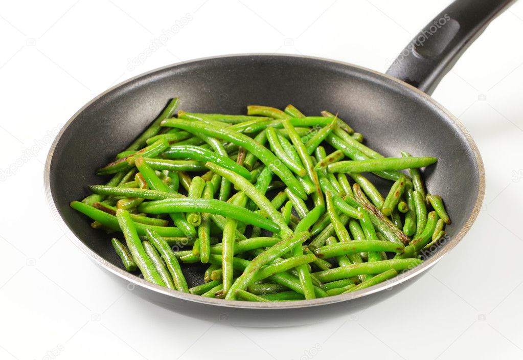 Stir-fried green beans