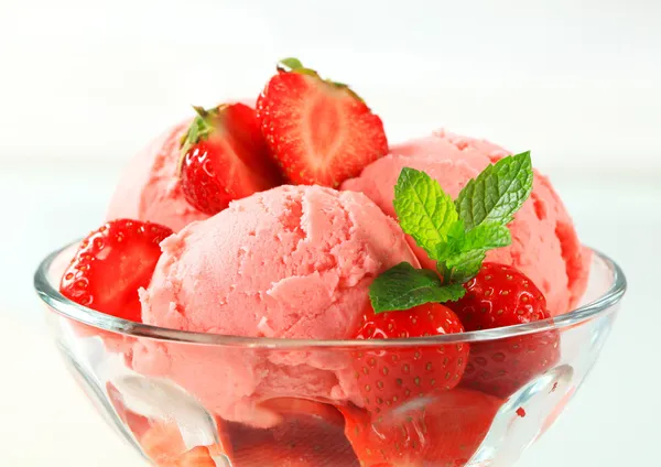 ᐈ Strawberry ice cream stock pictures, Royalty Free strawberry ice ...