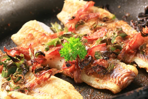 Filetes de peixe frito panela — Fotografia de Stock