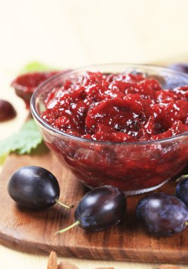 Damson Erik korumak