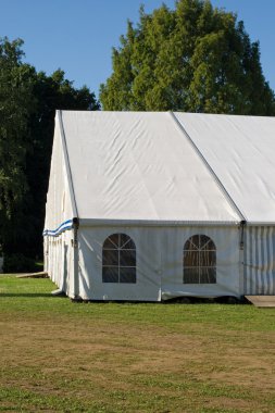 bir parti ya da etkinlik çadırı