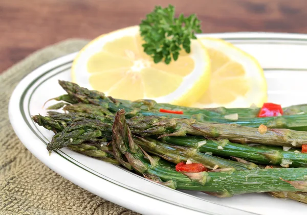 Roasted asparagus, macro with selective focus. — Stock Photo, Image