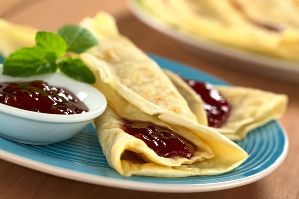 Crepes with Strawberry Jam — Stock Photo, Image