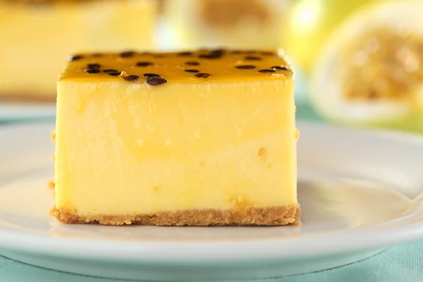 Pastel de queso de fruta de la pasión — Foto de Stock