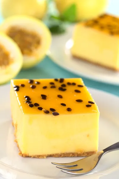 Pastel de queso de fruta de la pasión — Foto de Stock