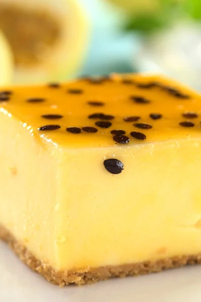 Passion Fruit Cheesecake — Fotografie, imagine de stoc