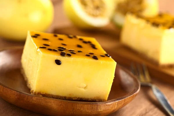 Passionsfrukt cheesecake — Stockfoto