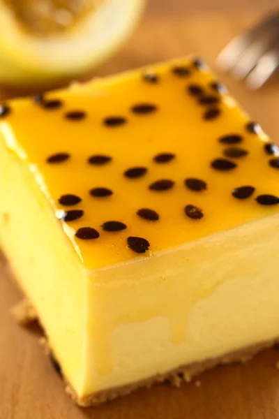 Torta di formaggio al frutto della passione — Foto Stock