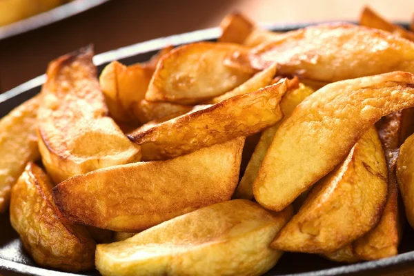Gebakken aardappelschijfjes — Stockfoto