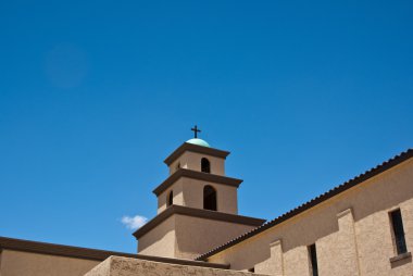 Kilise çatı