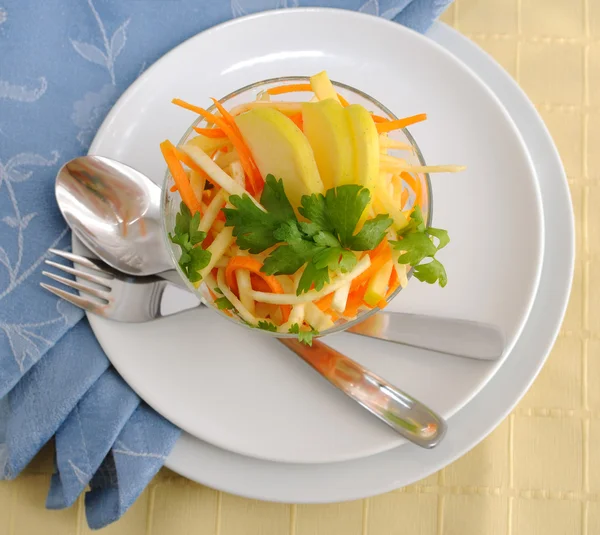 Kereviz salatası — Stok fotoğraf