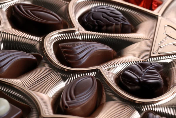 箔のボックスにチョコレート — ストック写真