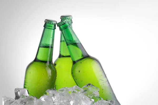 Gröna flaskor — Stockfoto