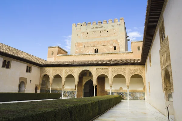 Patio arrayanes alhambra, granada, Španělsko — Stock fotografie
