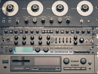 vintage profesyonel ses ekipmanları
