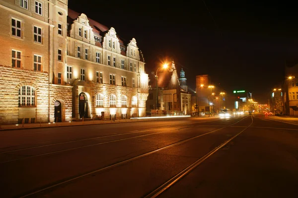 Utcán éjszaka Poznanban — Stock Fotó