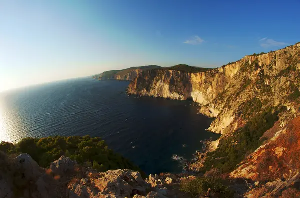 Küste mit Klippe auf der Insel Zakynthos — Stockfoto