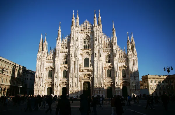 Gothic facade of the Milan Cathedral — Stock Photo, Image