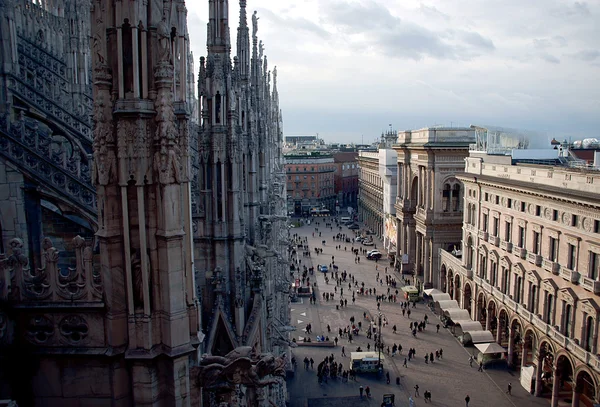 Catedral gótica de Milán en Italia —  Fotos de Stock