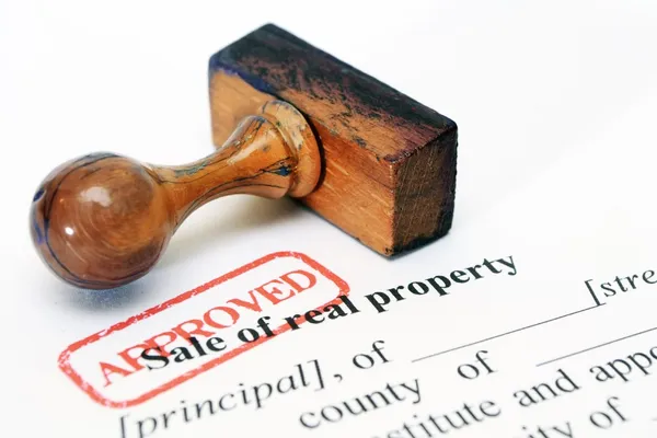 Sale of real property form — Stock Photo, Image