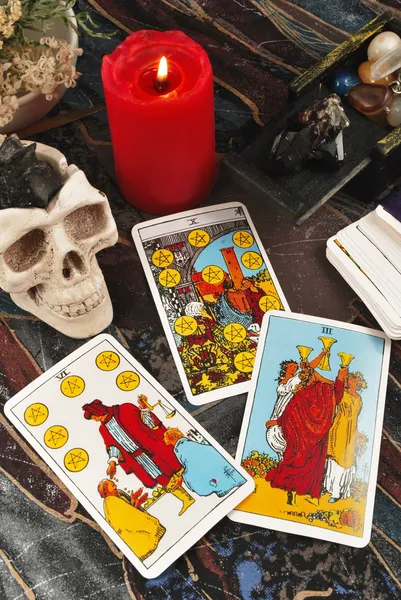 Tarot cards with burning candle — Stock Photo, Image