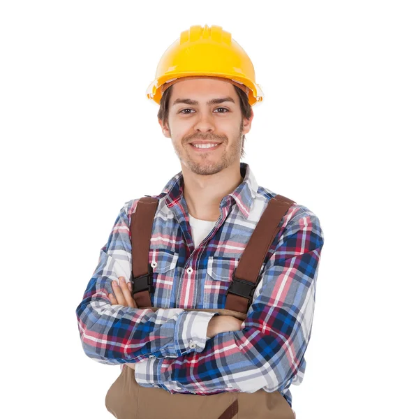 Selbstbewusster Arbeiter mit hartem Hut — Stockfoto