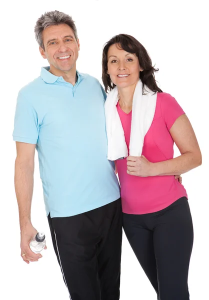 Active mature couple doing fitness — Stock Photo, Image