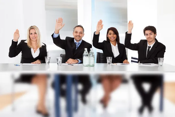 Business voting at the meeting — Stock Photo, Image