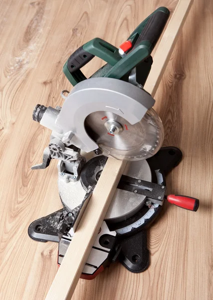 Electrical saw with circular blade — Stock Photo, Image