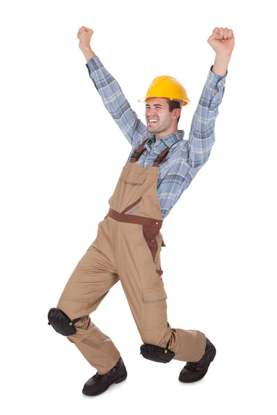 Trabajador excitado usando sombrero duro — Foto de Stock