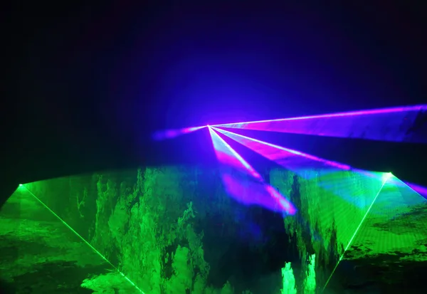 Disco en laser show — Stockfoto