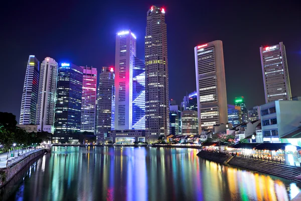 Singapur miasto panorama w nocy — Zdjęcie stockowe