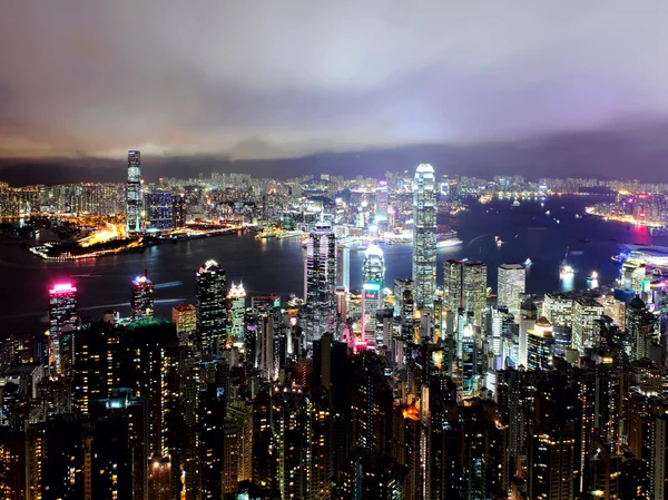 Hong kong skyline à noite — Fotografia de Stock