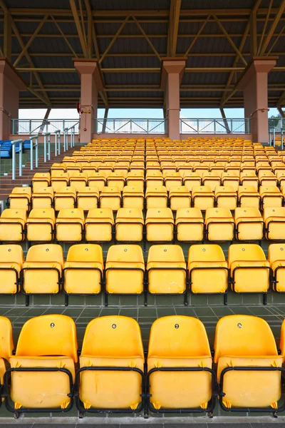 Plastové sedačky na stadionu — Stock fotografie