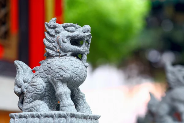 Китайская статуя льва — стоковое фото