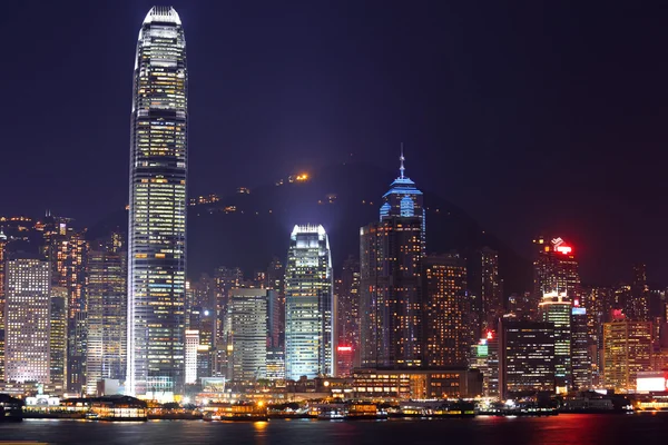Hong kong miasto krajobraz w nocy — Zdjęcie stockowe