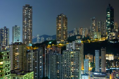 Hong kong kalabalık binalar gece