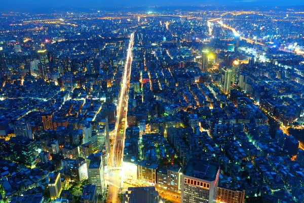 Taipei şehri geceleri — Stok fotoğraf