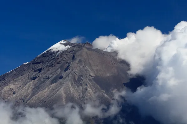 Wulkan Tungurahua — Zdjęcie stockowe