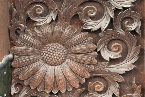 Wooden sunflower — Stock Photo, Image