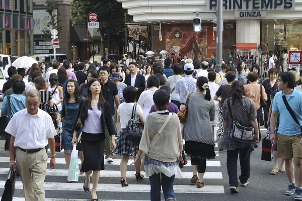 Crowded Ginza — Stock Photo, Image
