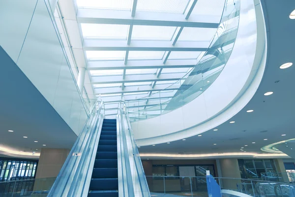 Escalator up — Stock Photo, Image