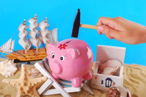 Need money for summer holidays — Stock Photo, Image