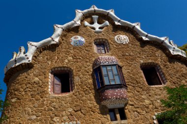 Park Guell girişinde köşkü