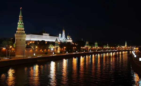 Νύχτα Μόσχα, Κρεμλίνο τοίχο — Φωτογραφία Αρχείου