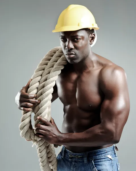 Hombre musculoso trabajador — Foto de Stock