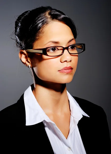 Jovem profissional com óculos — Fotografia de Stock