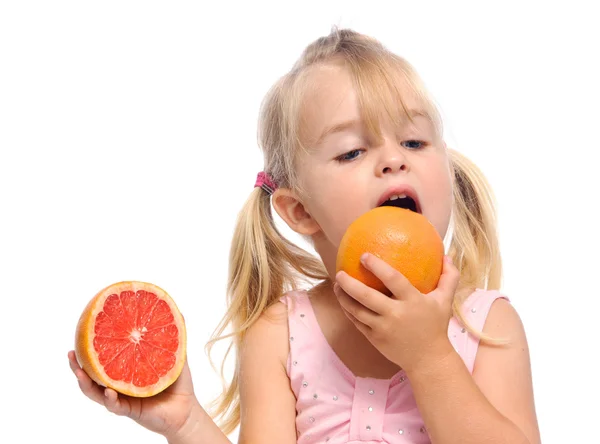 Lecken ein Grapefruit Mädchen — Stockfoto