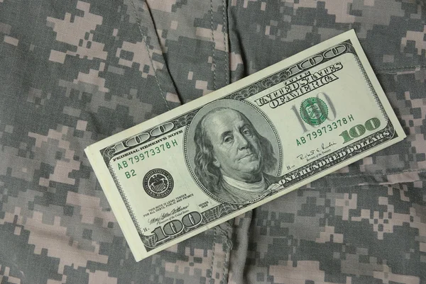 Us army uniform with a banknote — Stock Photo, Image