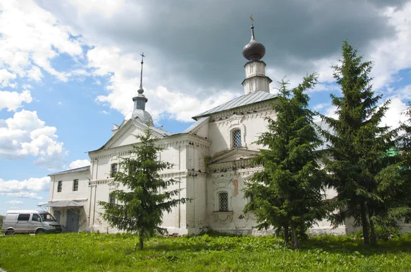 Iglesias y monasterios en Suzdal — Foto de Stock